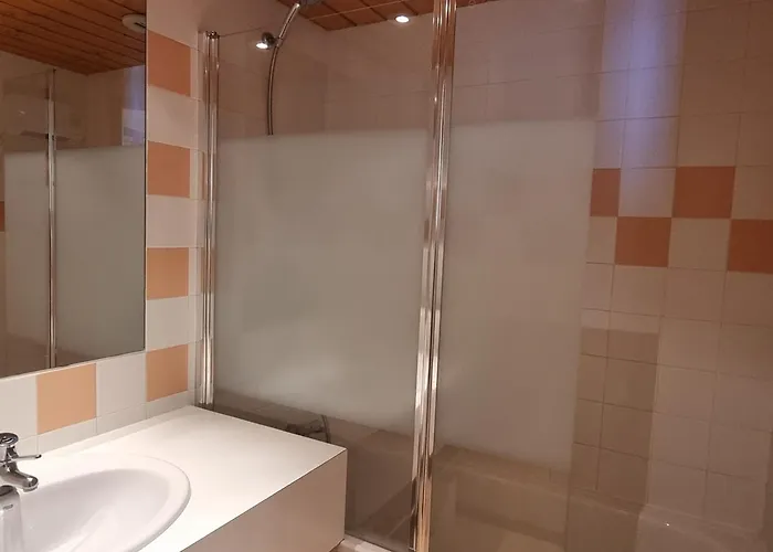 Daire Divisible Au Pied Des Pistes Balcon Vue Sur Pistes - Fr-1-181-2674