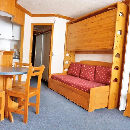 Divisible Aux Pieds Des Pistes Avec Balcon - Fr-1-181-2674 * La Plagne