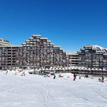 Divisible Aux Pieds Des Pistes Avec Balcon - Fr-1-181-2674 *